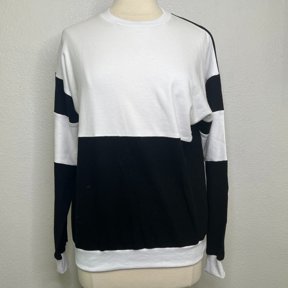 NWT Emma & Sam By LF White Black Color Block Crewneck Sweatshirt Size S